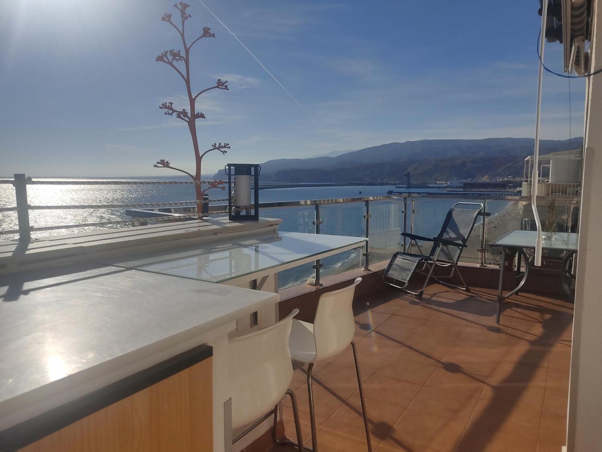 Appartement Tu Barco à Almería Extérieur photo